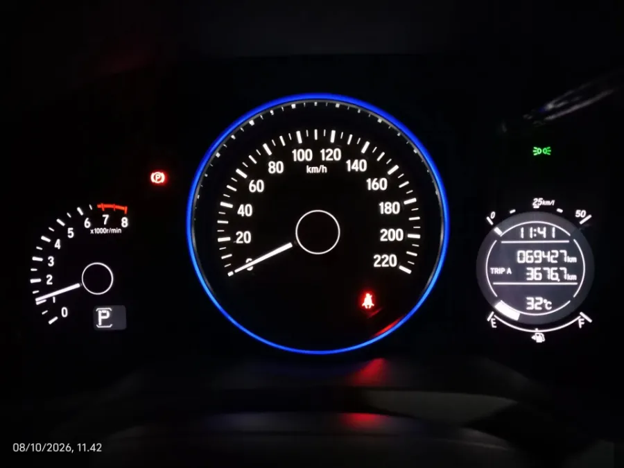 Foto Mobil Bekas Odometer Honda HR-V 1.5 E tahun 2018