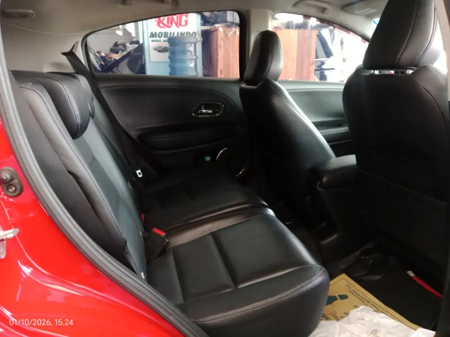 Foto Mobil Bekas Kabin Belakang Honda HR-V 1.5 E tahun 2019