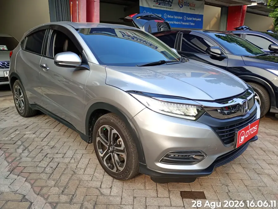 Foto Mobil Bekas Kanan Depan Honda HR-V 1.5 SE tahun 2019
