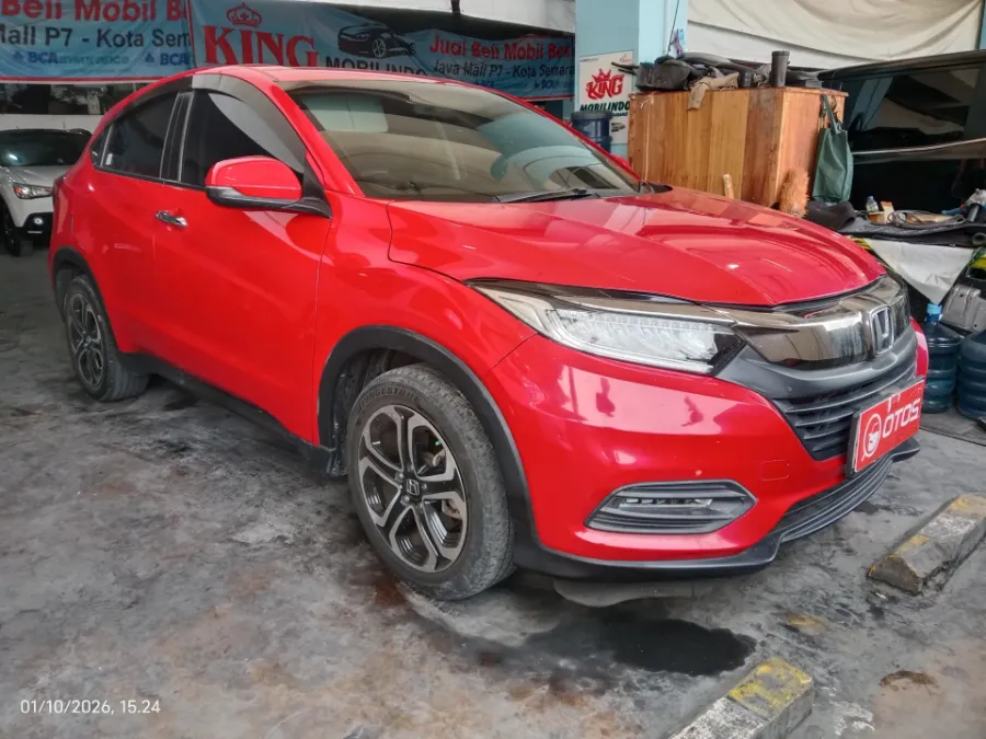 Foto Mobil Bekas Kanan Depan Honda HR-V 1.5 E tahun 2019