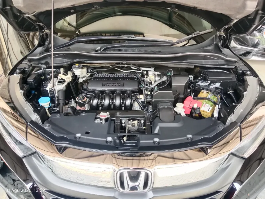 Foto Mobil Bekas Mesin Honda HR-V 1.5 E tahun 2019