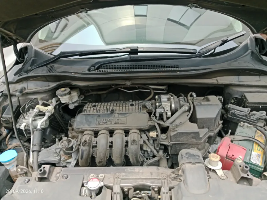 Foto Mobil Bekas Mesin Honda HR-V 1.5 E tahun 2019