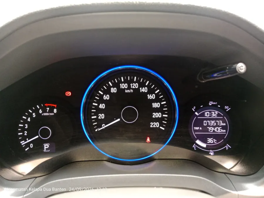 Foto Mobil Bekas Odometer Honda HR-V 1.5 E tahun 2019