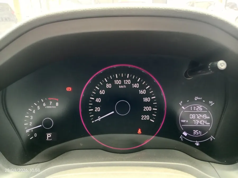 Foto Mobil Bekas Odometer Honda HR-V 1.5 E tahun 2019