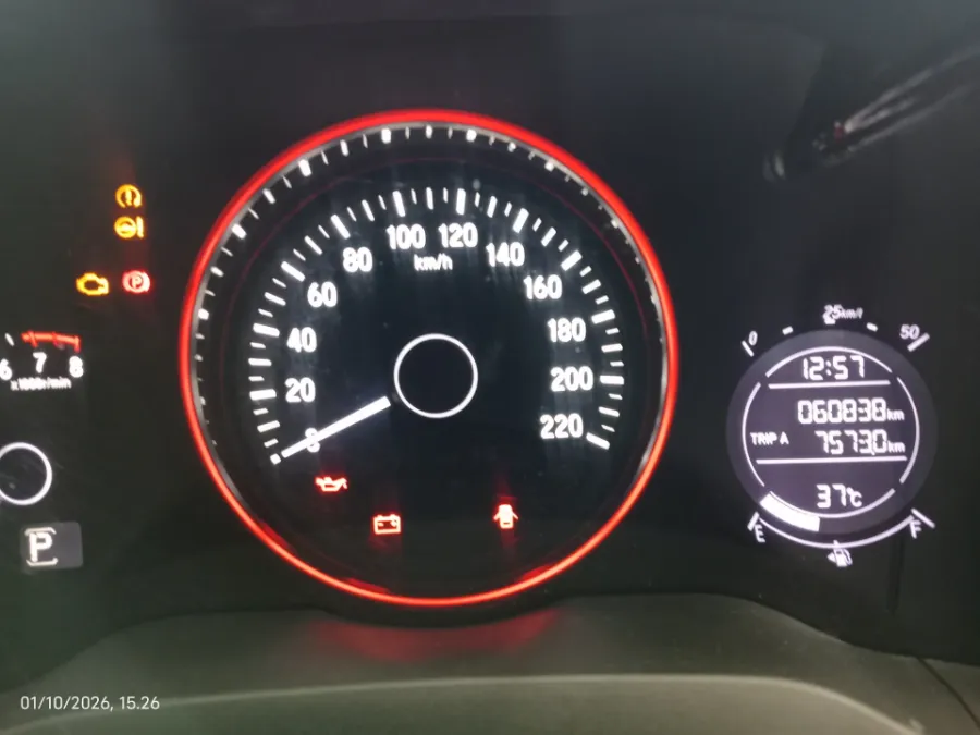Foto Mobil Bekas Odometer Honda HR-V 1.5 E tahun 2019