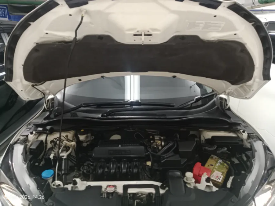 Foto Mobil Bekas Mesin Honda HR-V 1.5 E tahun 2020