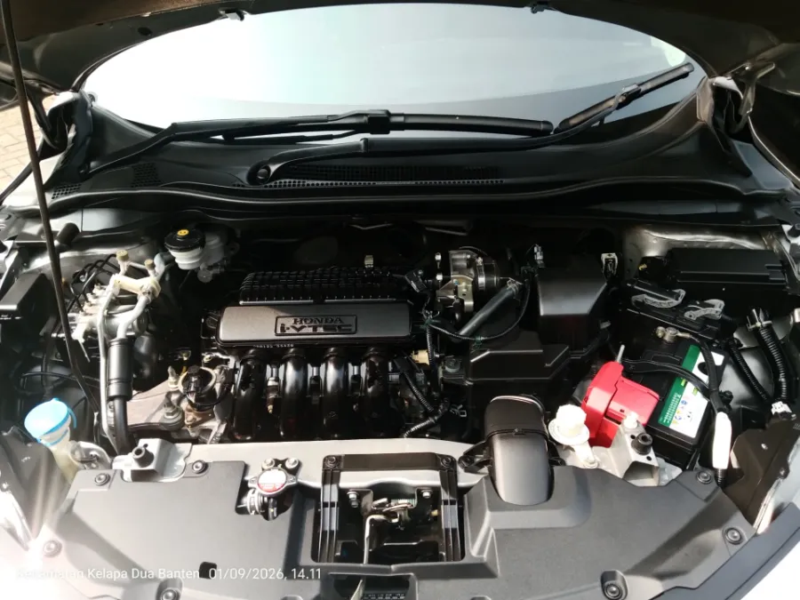 Foto Mobil Bekas Mesin Honda HR-V 1.5 E tahun 2020