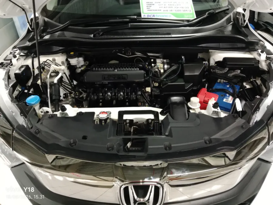 Foto Mobil Bekas Mesin Honda HR-V 1.5 E tahun 2021