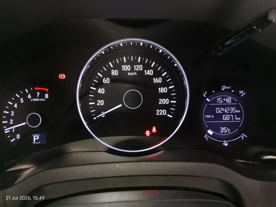 Foto Mobil Bekas Odometer Honda HR-V 1.5 E tahun 2021
