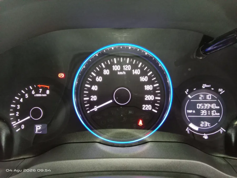 Foto Mobil Bekas Odometer Honda HR-V 1.5 E tahun 2021