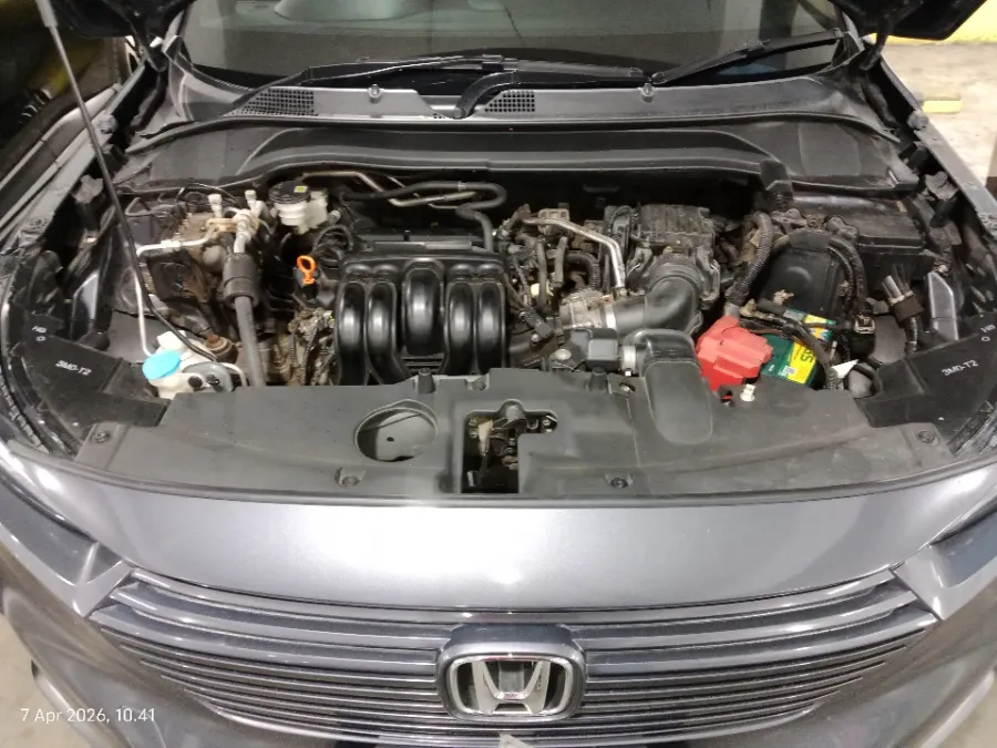 Foto Mobil Bekas Mesin Honda HR-V 1.5 E tahun 2022