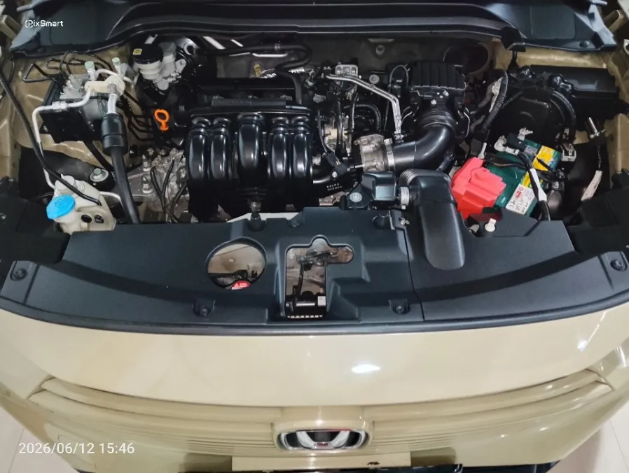 Foto Mobil Bekas Mesin Honda HR-V 1.5 E tahun 2022