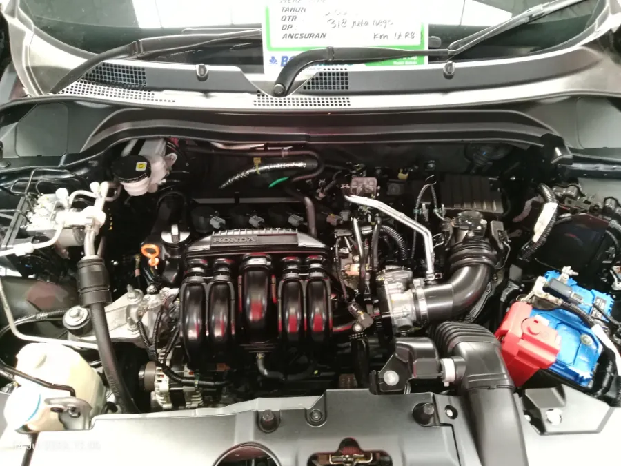 Foto Mobil Bekas Mesin Honda HR-V 1.5 E tahun 2023