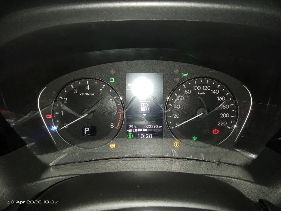 Foto Mobil Bekas Odometer Honda HR-V 1.5 E tahun 2023