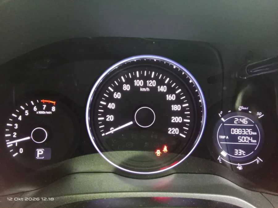 Foto Mobil Bekas Odometer Honda HR-V 1.5 E Special Edition tahun 2021