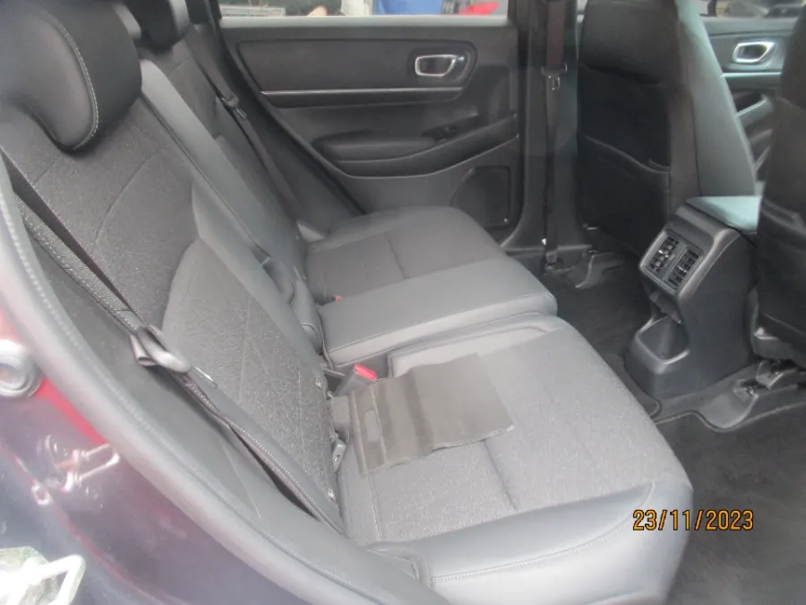 Foto Mobil Bekas Kabin Belakang Honda HR-V 1.5 E Special Edition tahun 2022