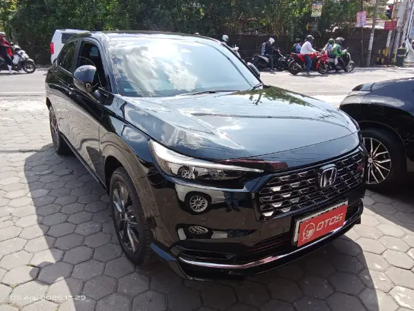 2025 Honda HR-V 1.5 RS HEV - Foto 1 dari 6