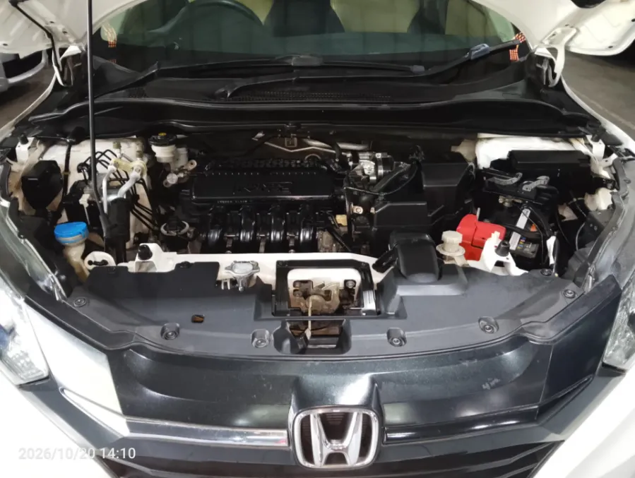 Foto Mobil Bekas Mesin Honda HR-V 1.5 S tahun 2016