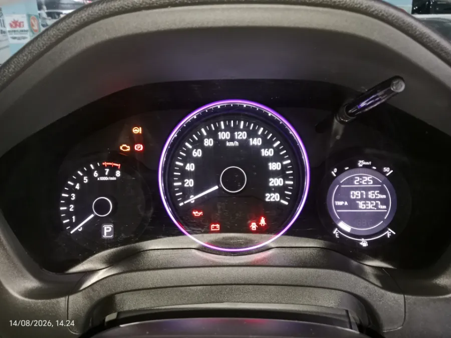 Foto Mobil Bekas Odometer Honda HR-V 1.5 S tahun 2016