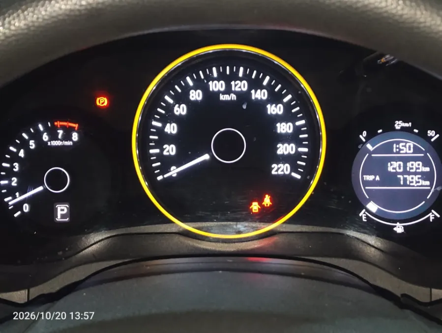 Foto Mobil Bekas Odometer Honda HR-V 1.5 S tahun 2016