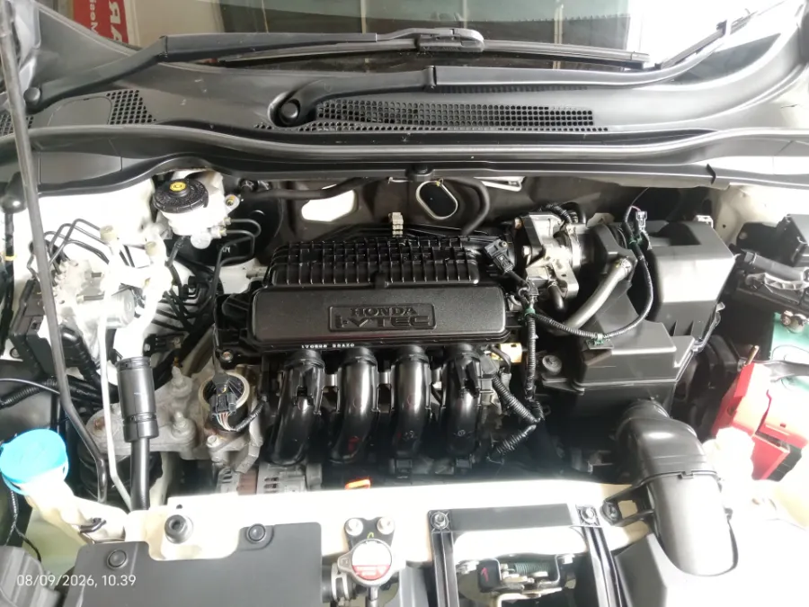 Foto Mobil Bekas Mesin Honda HR-V 1.5 S tahun 2017