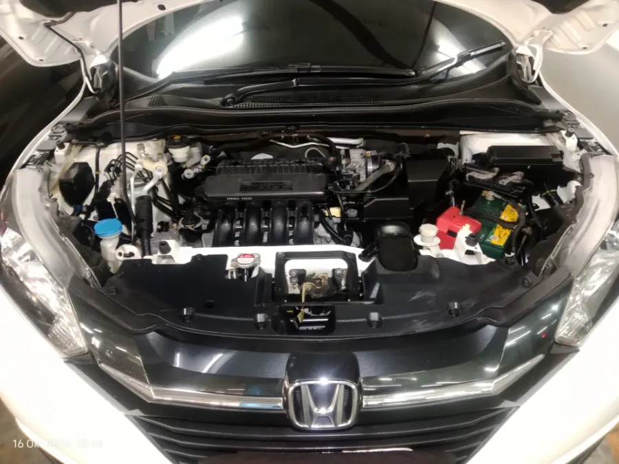 Foto Mobil Bekas Mesin Honda HR-V 1.5 S tahun 2017