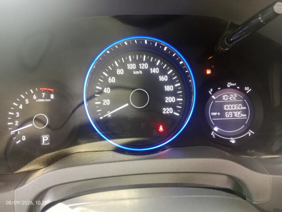 Foto Mobil Bekas Odometer Honda HR-V 1.5 S tahun 2017
