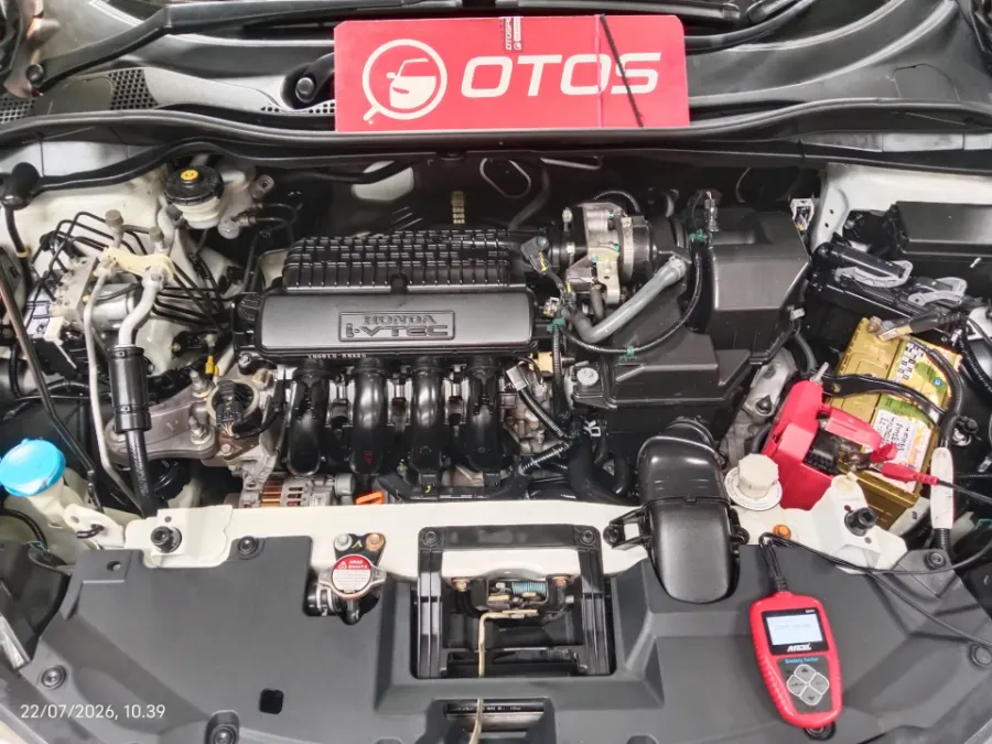 Foto Mobil Bekas Mesin Honda HR-V 1.5 S tahun 2018