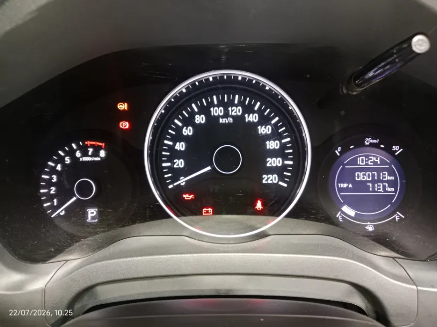 Foto Mobil Bekas Odometer Honda HR-V 1.5 S tahun 2018