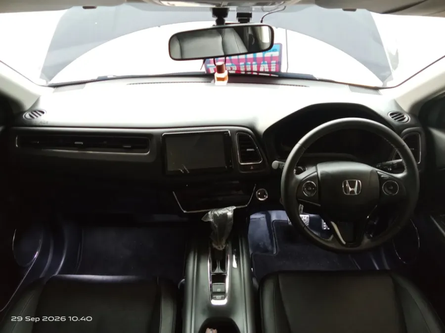Foto Mobil Bekas Dashboard Honda HR-V 1.5 SE tahun 2021