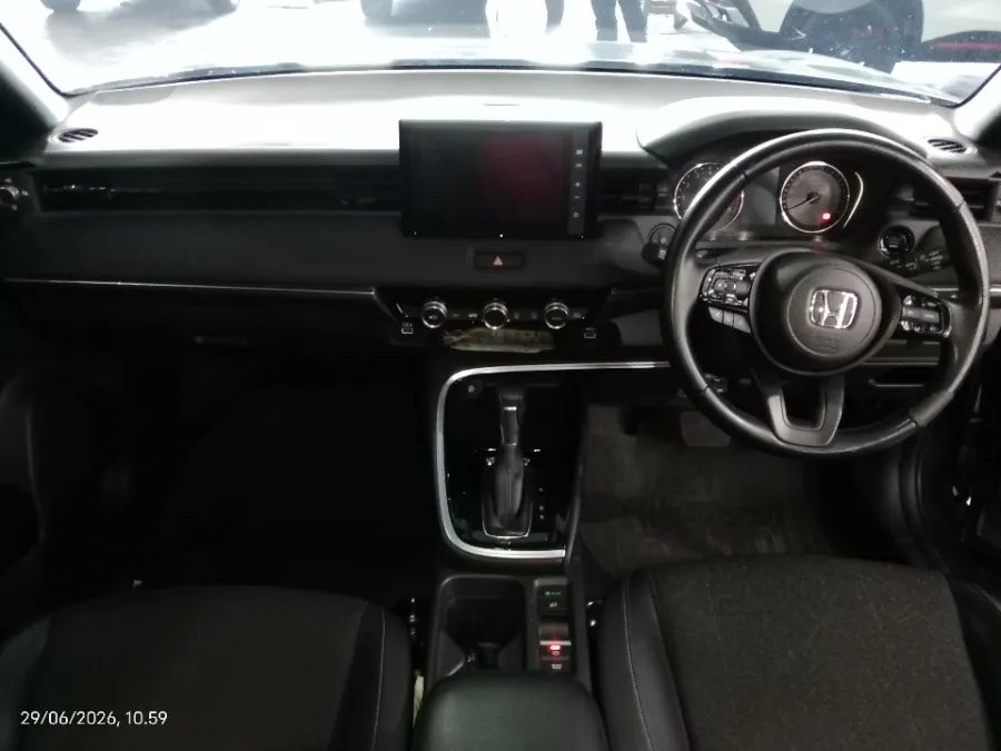 Foto Mobil Bekas Dashboard Honda HR-V 1.5 SE tahun 2022