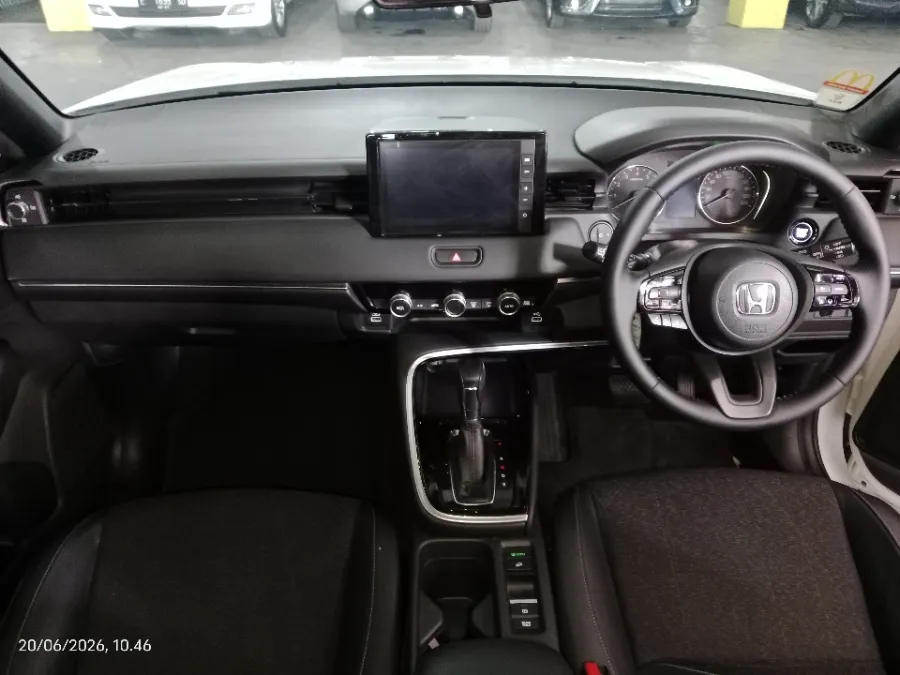 Foto Mobil Bekas Dashboard Honda HR-V 1.5 SE tahun 2022