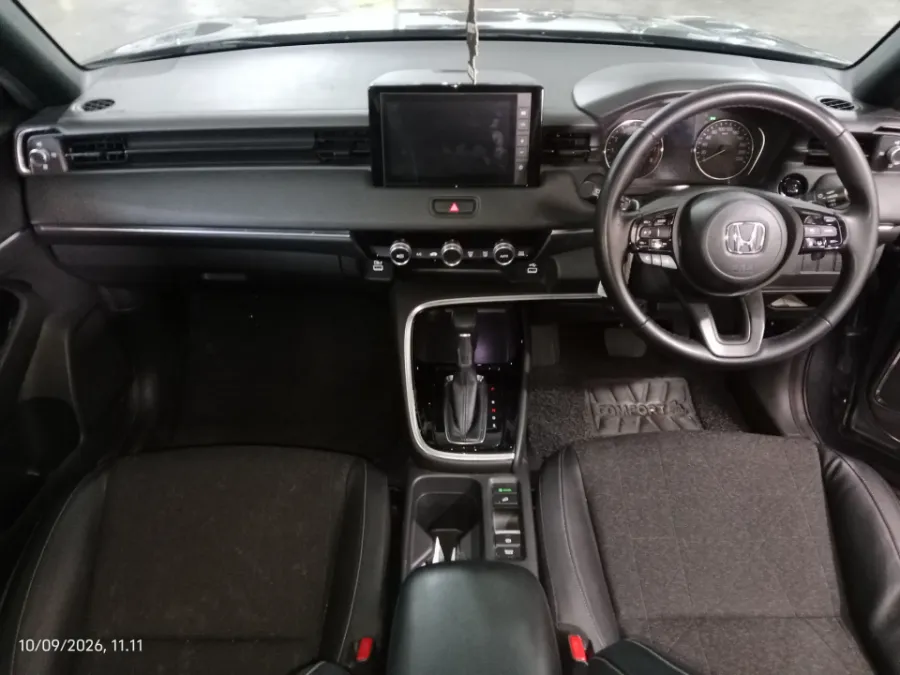 Foto Mobil Bekas Dashboard Honda HR-V 1.5 SE tahun 2022