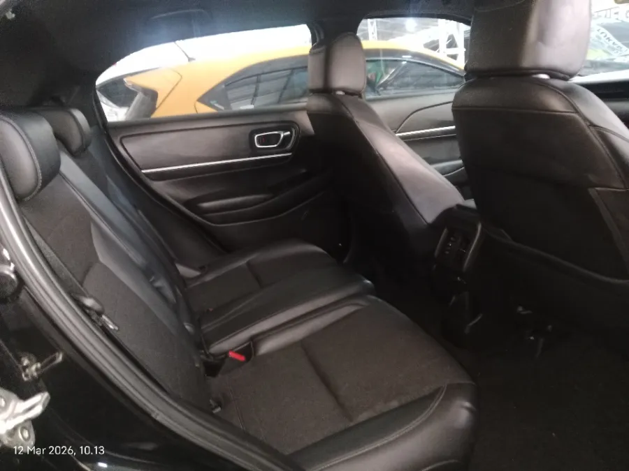 Foto Mobil Bekas Kabin Belakang Honda HR-V 1.5 SE tahun 2022