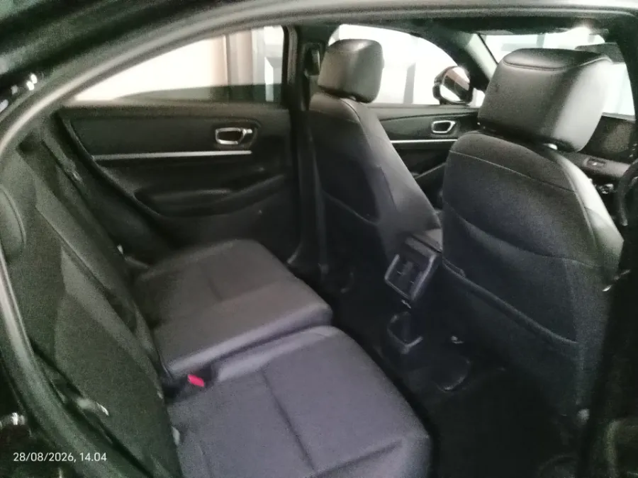 Foto Mobil Bekas Kabin Belakang Honda HR-V 1.5 SE tahun 2022