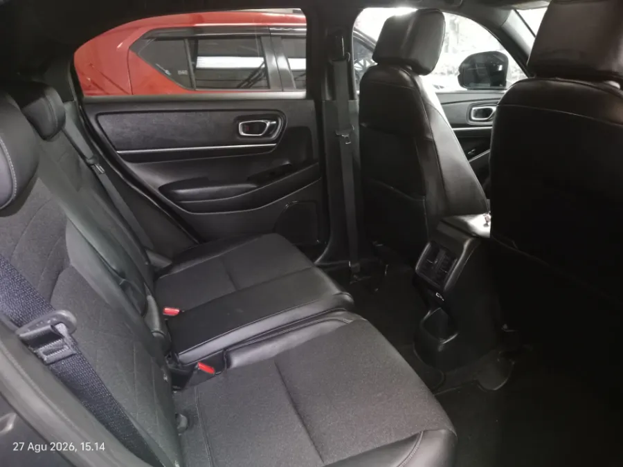 Foto Mobil Bekas Kabin Belakang Honda HR-V 1.5 SE tahun 2022