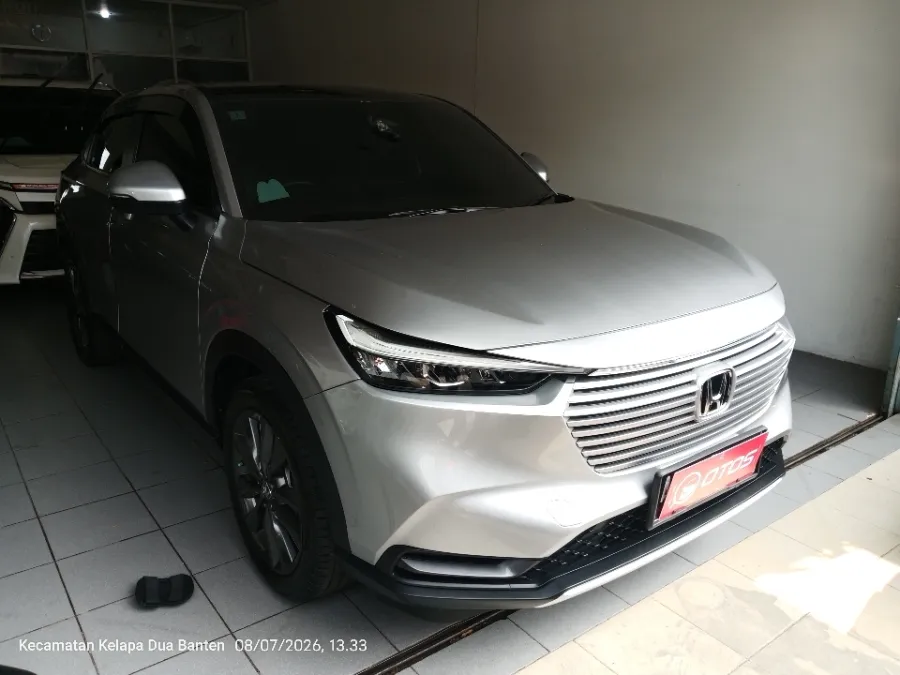 Foto Mobil Bekas Kanan Depan Honda HR-V 1.5 SE tahun 2022