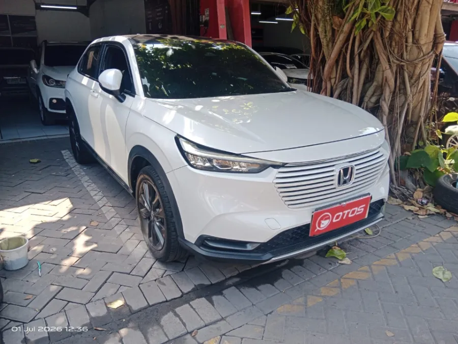 Foto Mobil Bekas Kanan Depan Honda HR-V 1.5 SE tahun 2022