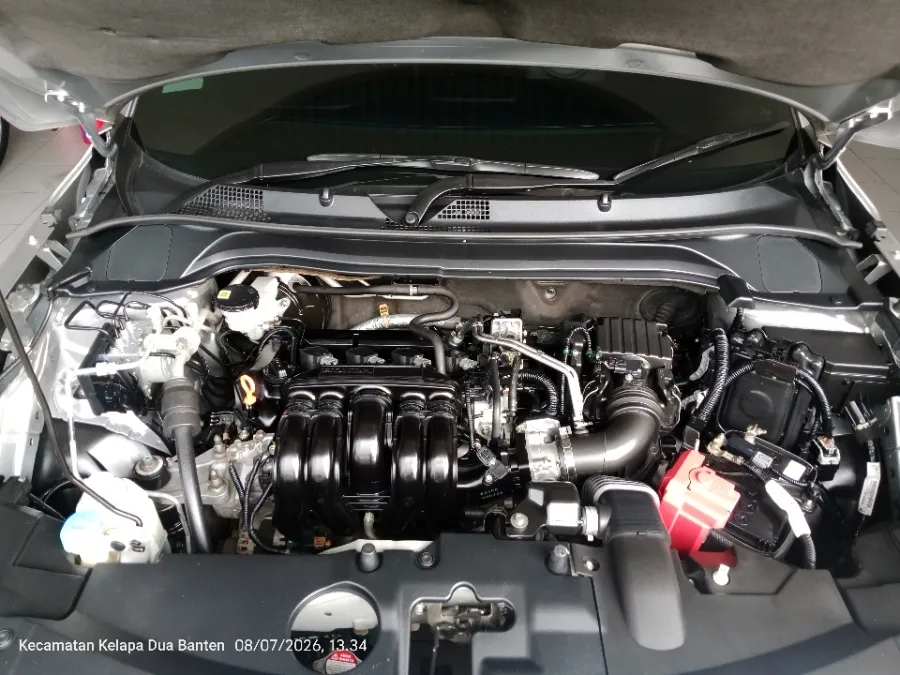 Foto Mobil Bekas Mesin Honda HR-V 1.5 SE tahun 2022