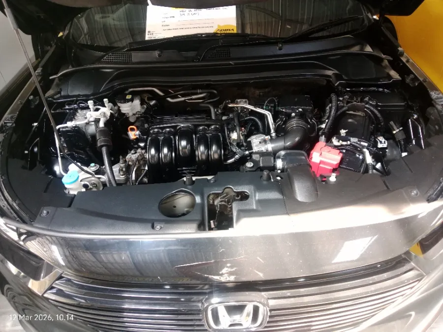 Foto Mobil Bekas Mesin Honda HR-V 1.5 SE tahun 2022