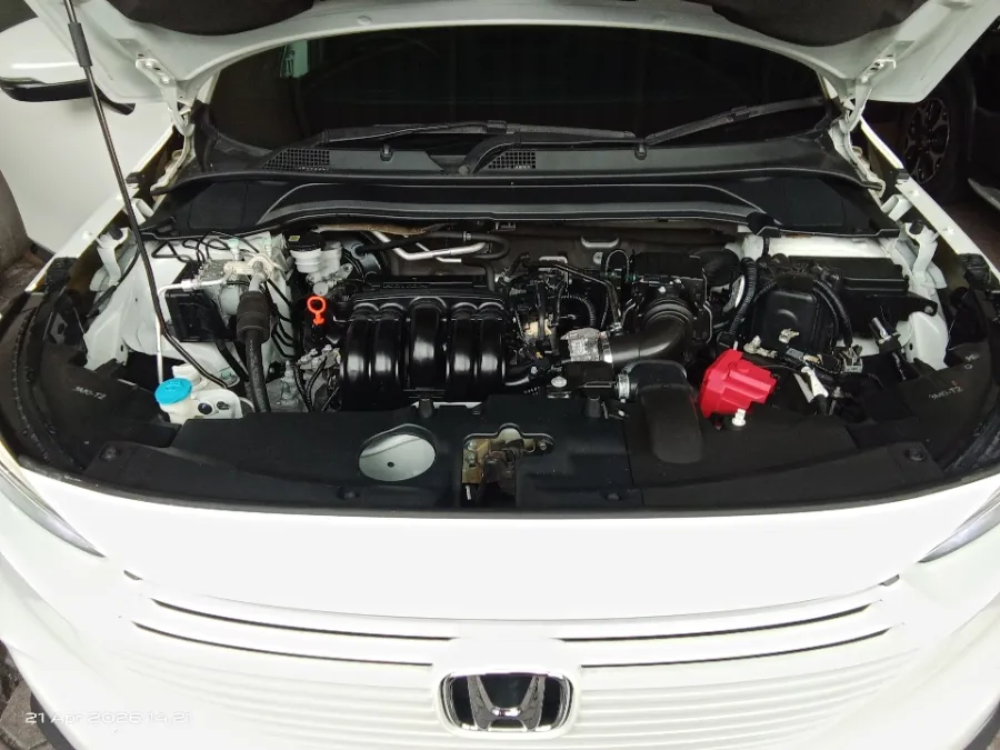 Foto Mobil Bekas Mesin Honda HR-V 1.5 SE tahun 2022