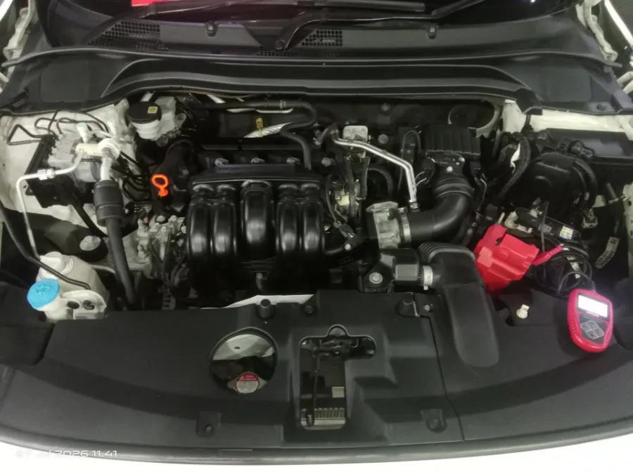 Foto Mobil Bekas Mesin Honda HR-V 1.5 SE tahun 2022