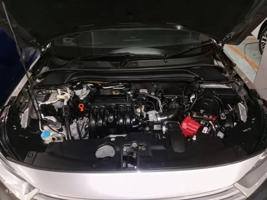 Foto Mobil Bekas Mesin Honda HR-V 1.5 SE tahun 2022
