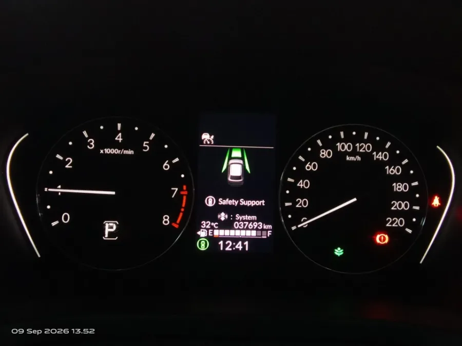 Foto Mobil Bekas Odometer Honda HR-V 1.5 SE tahun 2022