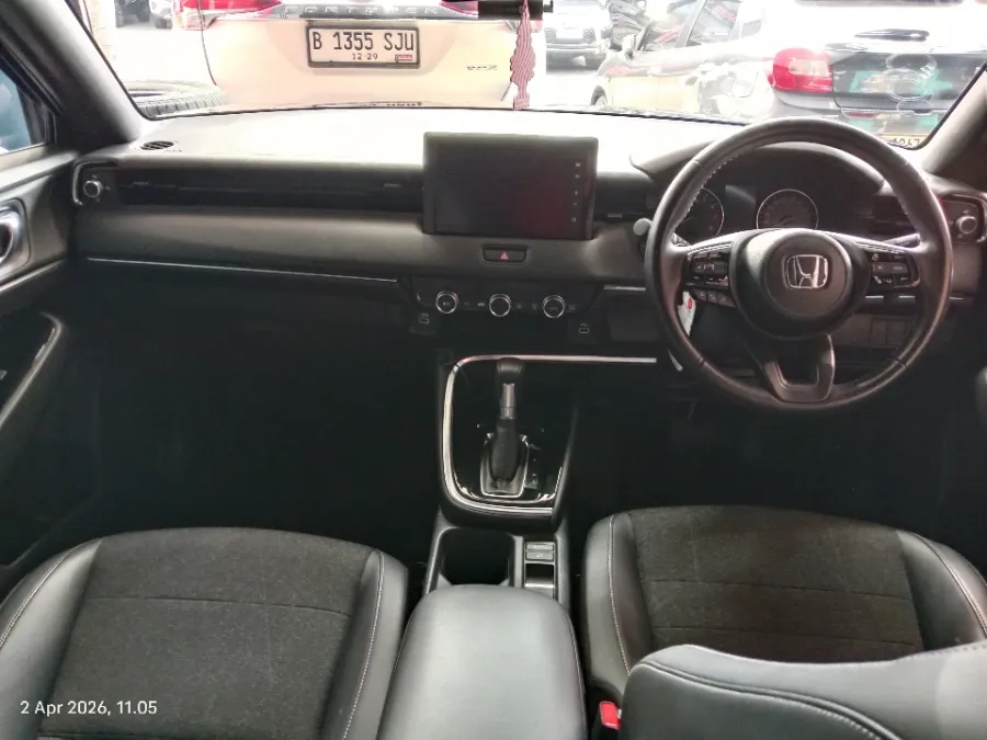 Foto Mobil Bekas Dashboard Honda HR-V 1.5 SE tahun 2023