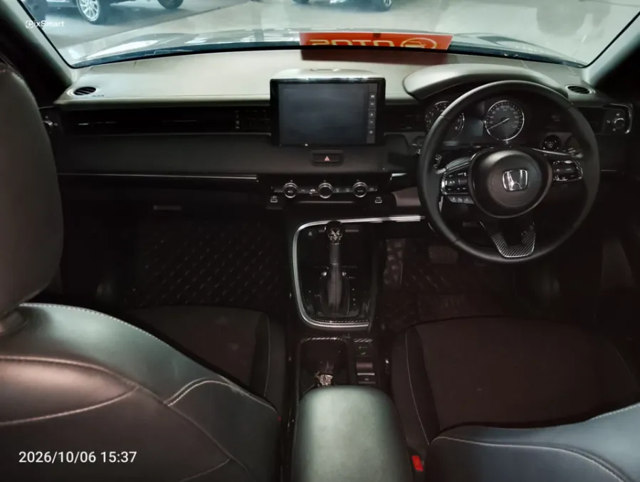 Foto Mobil Bekas Dashboard Honda HR-V 1.5 SE tahun 2023