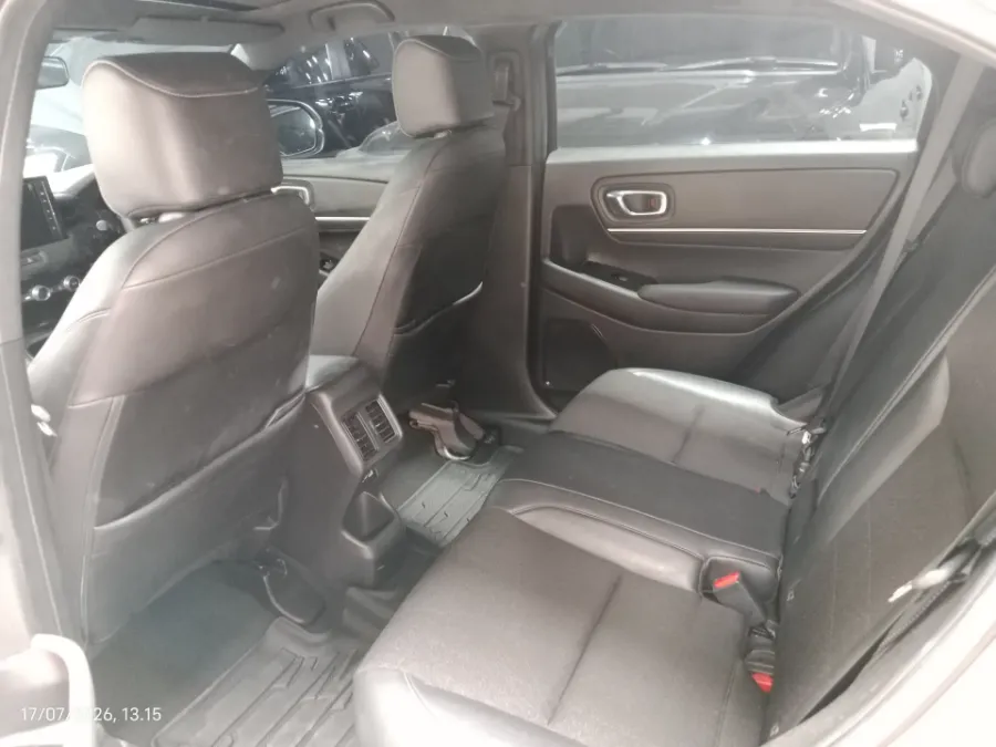 Foto Mobil Bekas Kabin Belakang Honda HR-V 1.5 SE tahun 2023