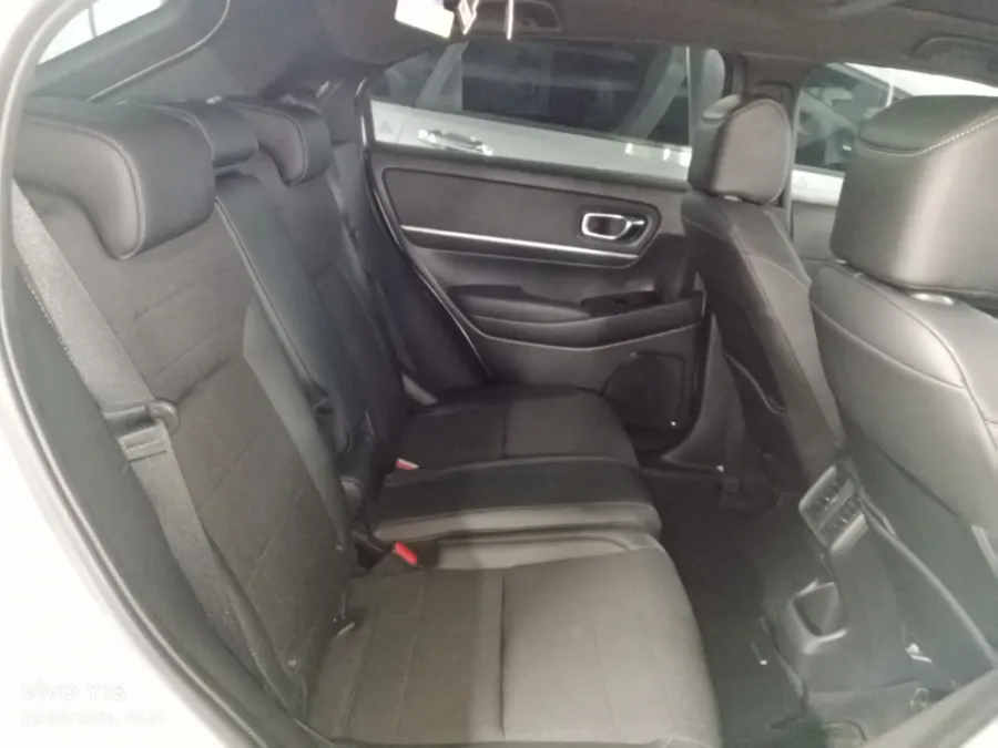 Foto Mobil Bekas Kabin Belakang Honda HR-V 1.5 SE tahun 2023
