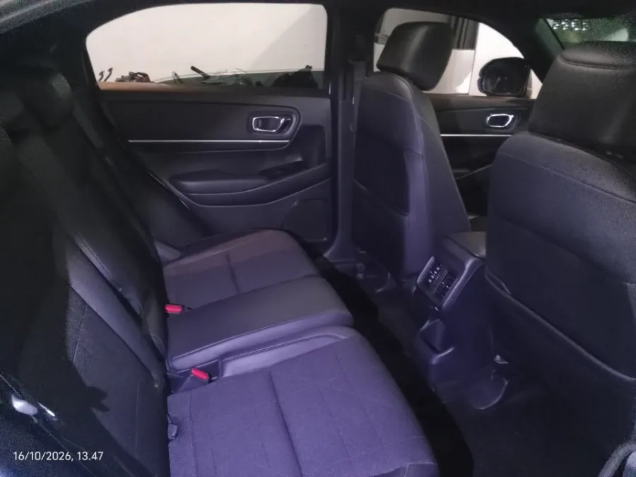 Foto Mobil Bekas Kabin Belakang Honda HR-V 1.5 SE tahun 2023