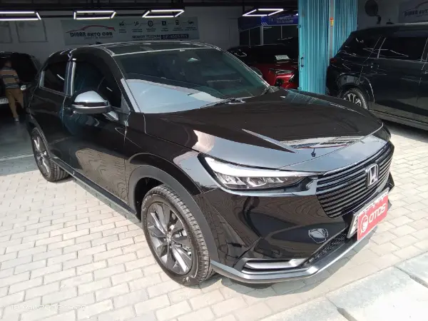 2023 Honda HR-V 1.5 SE - Foto 1 dari 6